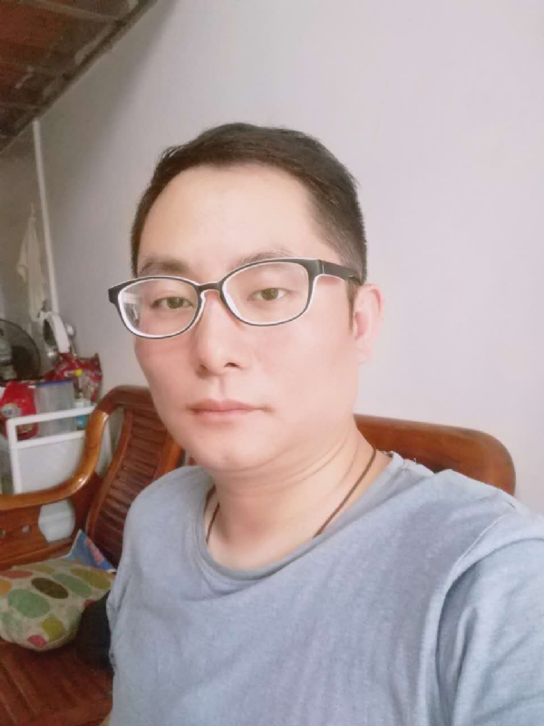 流星的尾巴的第一张照片--惠安相亲网