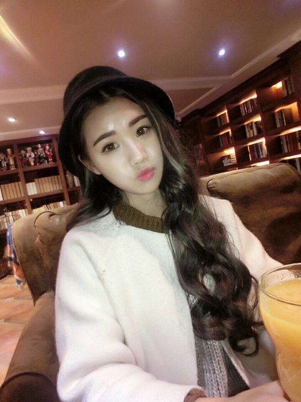 气质小妹的第三张照片--惠安相亲网