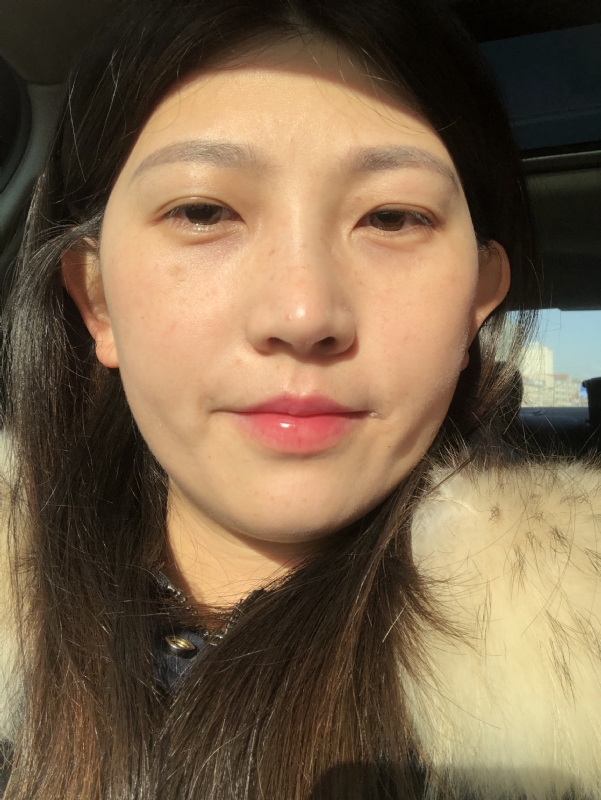 轻闭双眼的第一张照片--惠安相亲网
