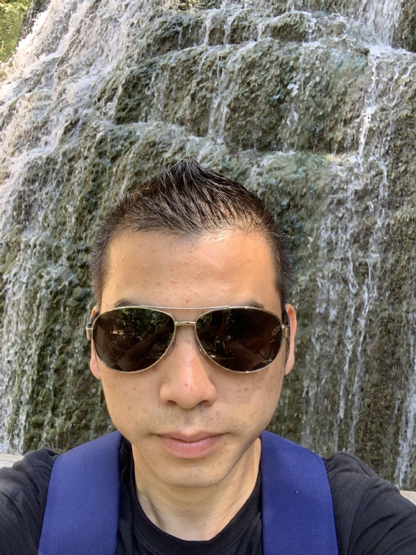 高兴的第二张照片--惠安相亲网