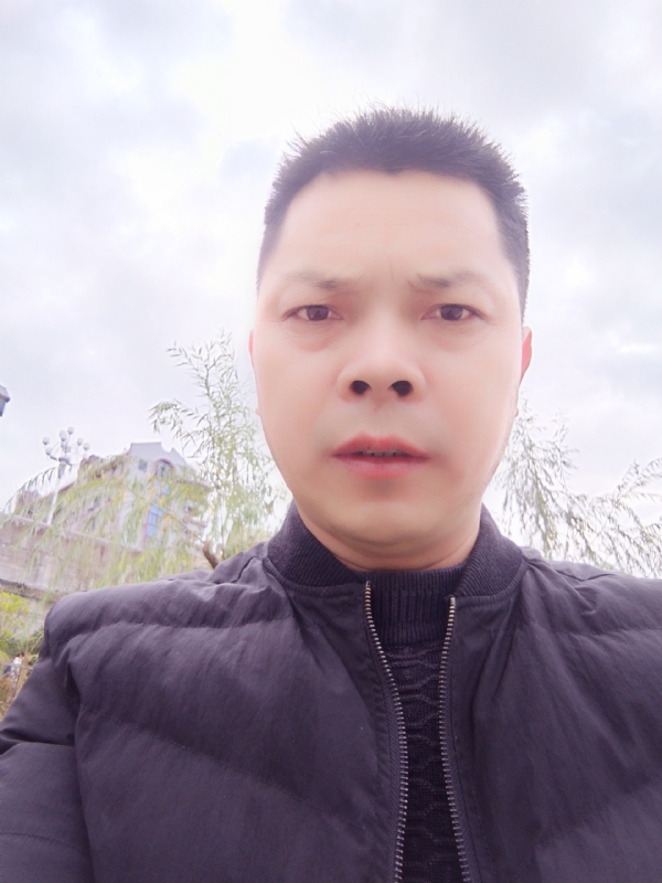 随缘的第一张照片--惠安相亲网