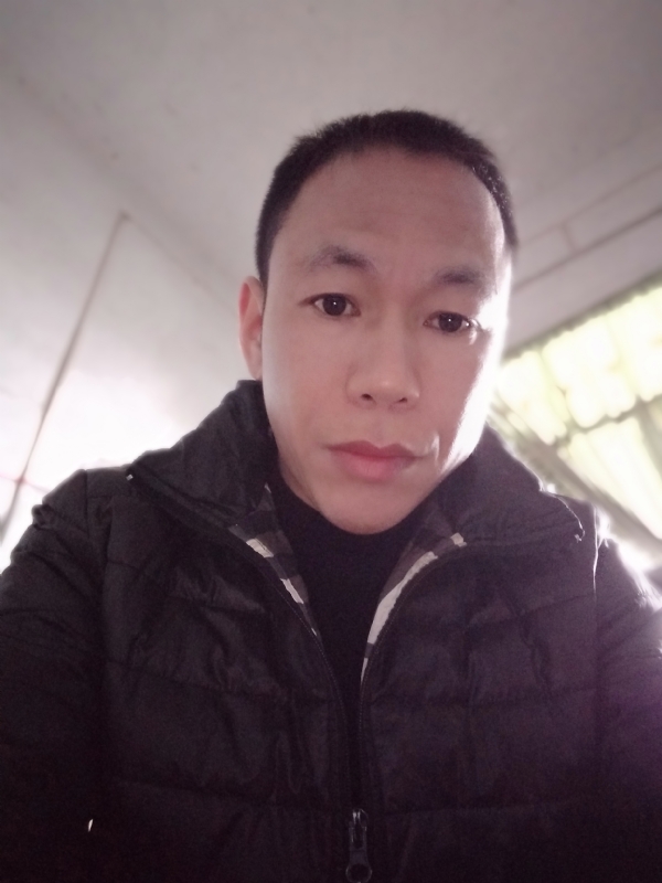 相信真爱的第一张照片--惠安相亲网