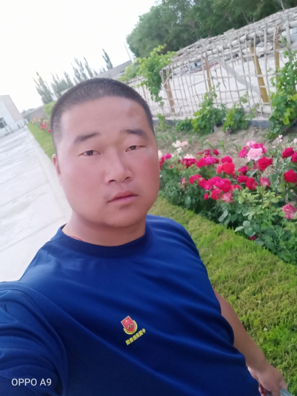 奋斗中的青春最美丽的第一张照片--惠安相亲网