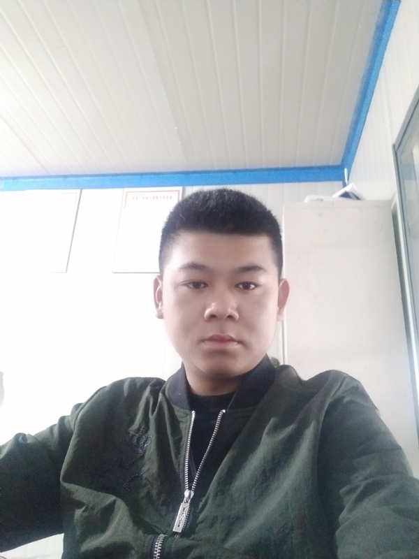 少校的第一张照片--惠安相亲网