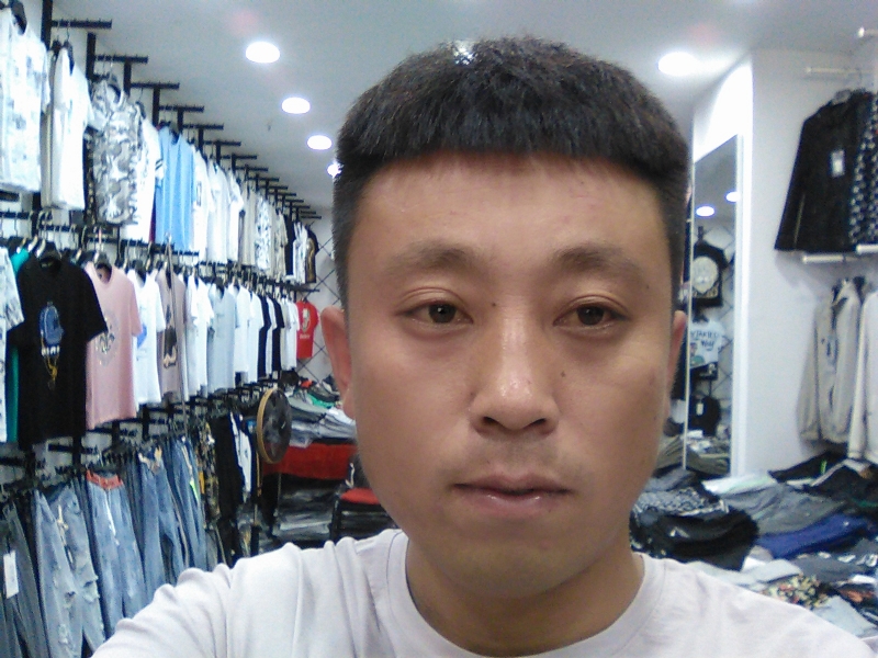 冰冷的心的第二张照片--惠安相亲网