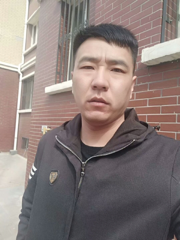 谁伴我闯荡的第一张照片--惠安相亲网