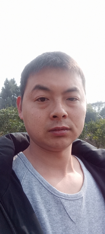 亲亲抱抱我爱你的第一张照片--惠安相亲网