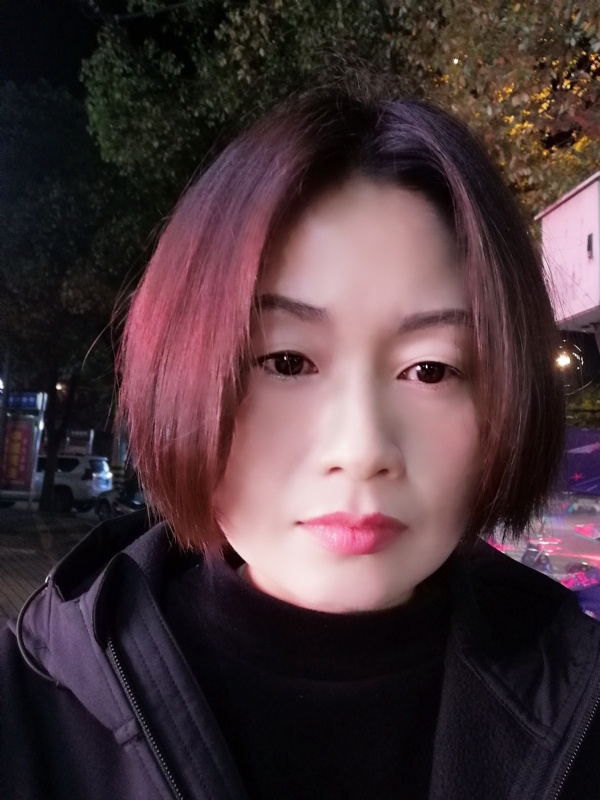 风中百合的第一张照片--惠安相亲网
