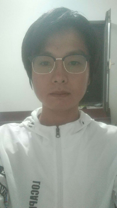 轻吻的第一张照片--惠安相亲网