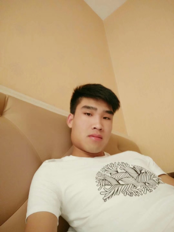 谁不曾孤单上路的第二张照片--惠安相亲网