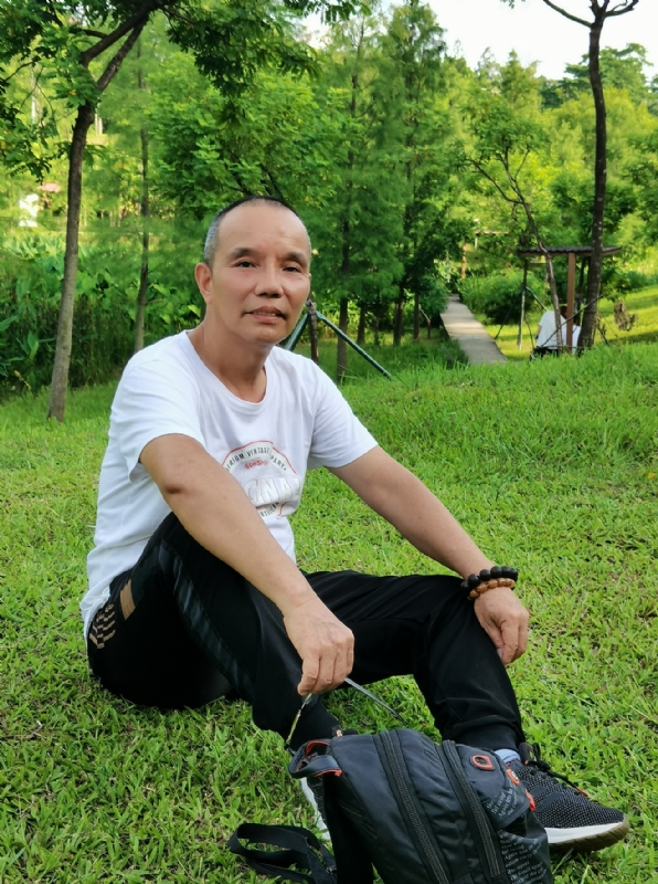 稳重大方的第二张照片--惠安相亲网