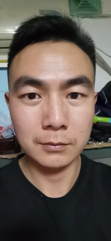 朴实无华的第三张照片--惠安相亲网