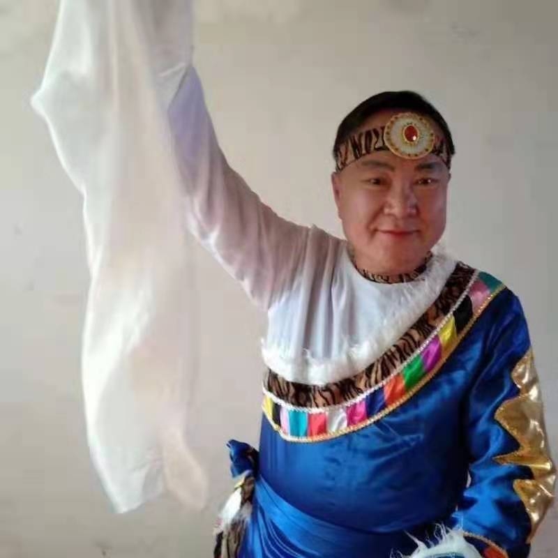 走在冷风中的第一张照片--惠安相亲网