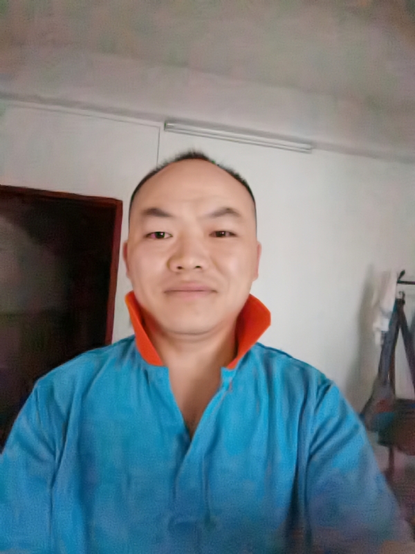 与子携老的第四张照片--惠安相亲网