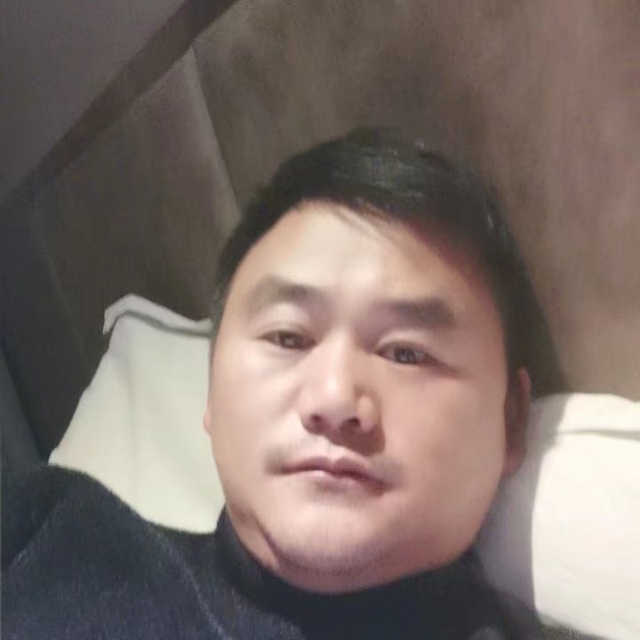 奔跑的第四张照片--惠安相亲网