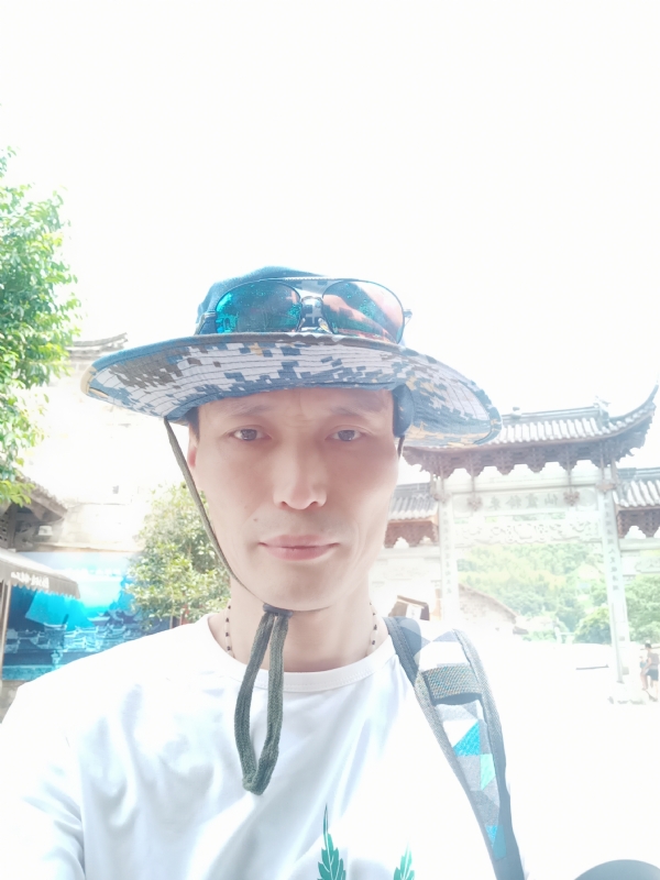 童群海的第一张照片--惠安相亲网