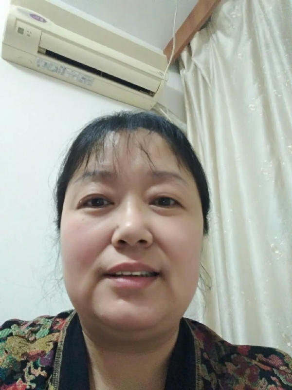 雨中漫步的第一张照片--惠安相亲网
