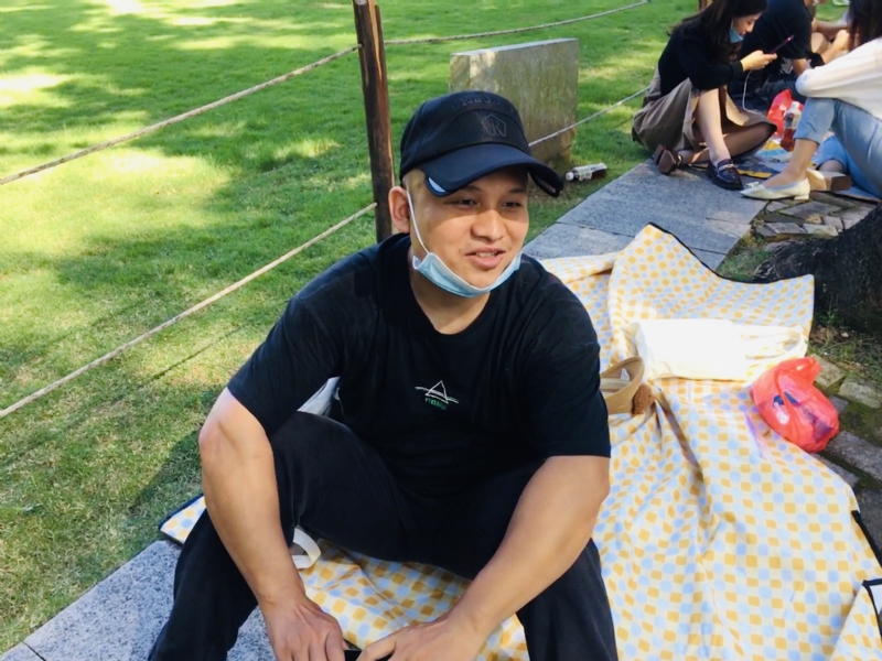 好大一颗石头的第一张照片--惠安相亲网