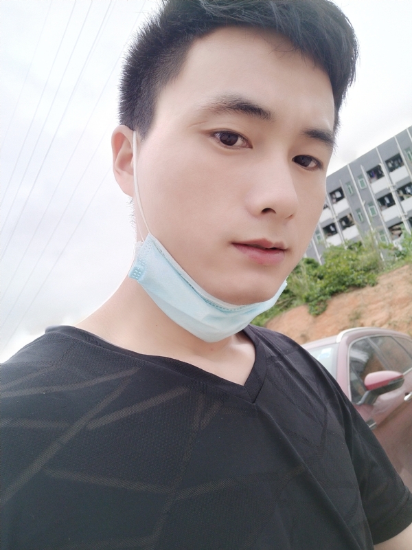 何凡的第二张照片--惠安相亲网