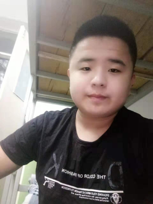 打小就爱淘气的第一张照片--惠安相亲网