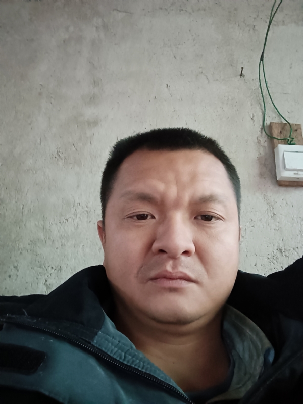 兰成龙的第二张照片--惠安相亲网