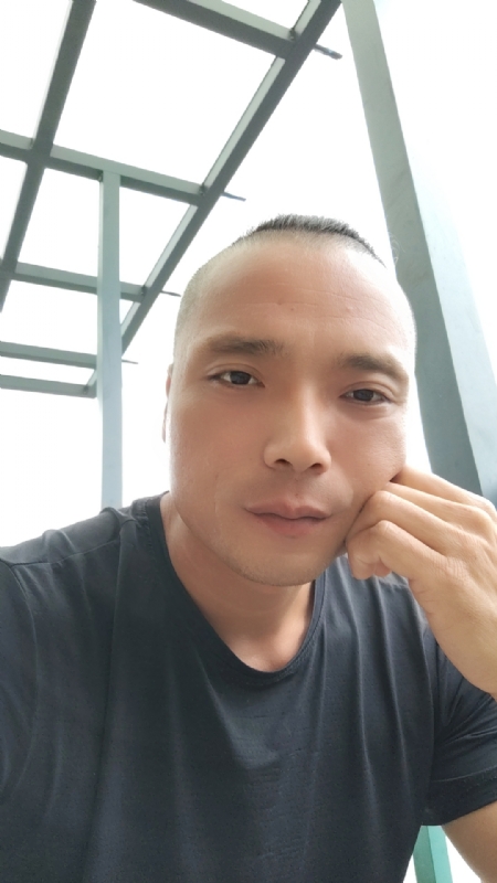 伯爵的第三张照片--惠安相亲网