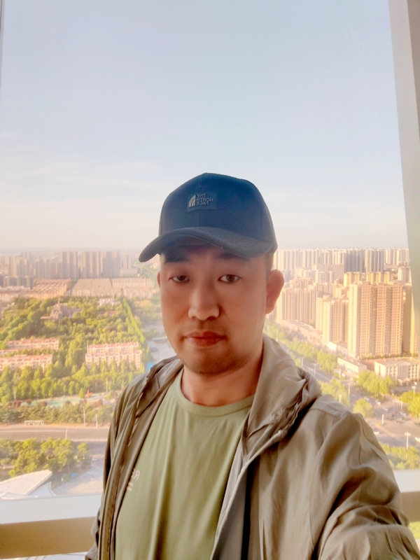 勇攀高峰的第一张照片--惠安相亲网