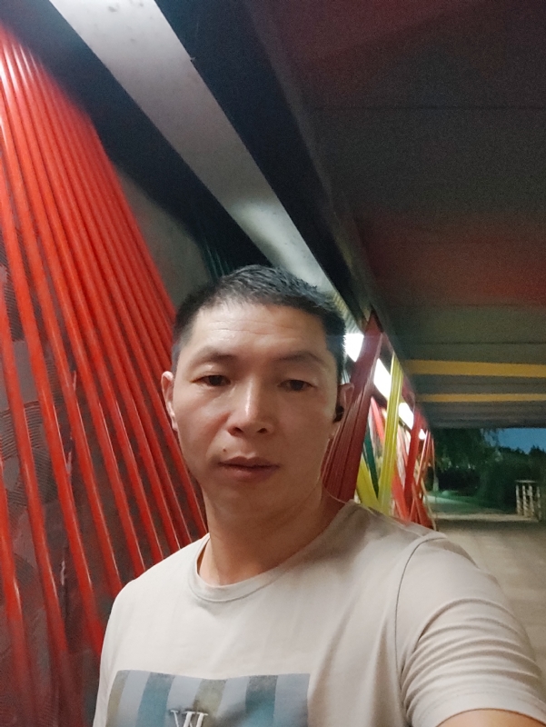 夜猫的第一张照片--惠安相亲网