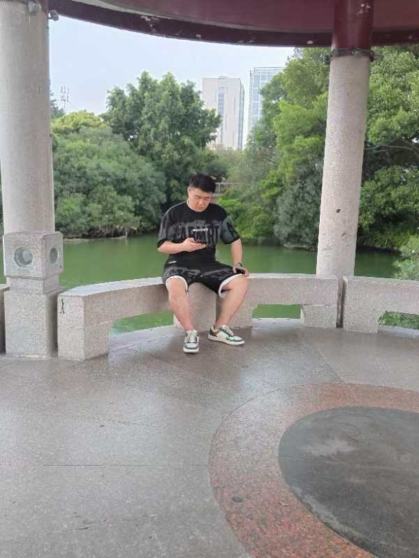 不善挽留的第二张照片--惠安相亲网