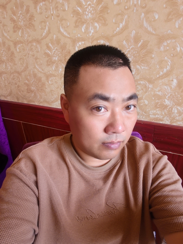 擦亮眼睛向前看的第二张照片--惠安相亲网