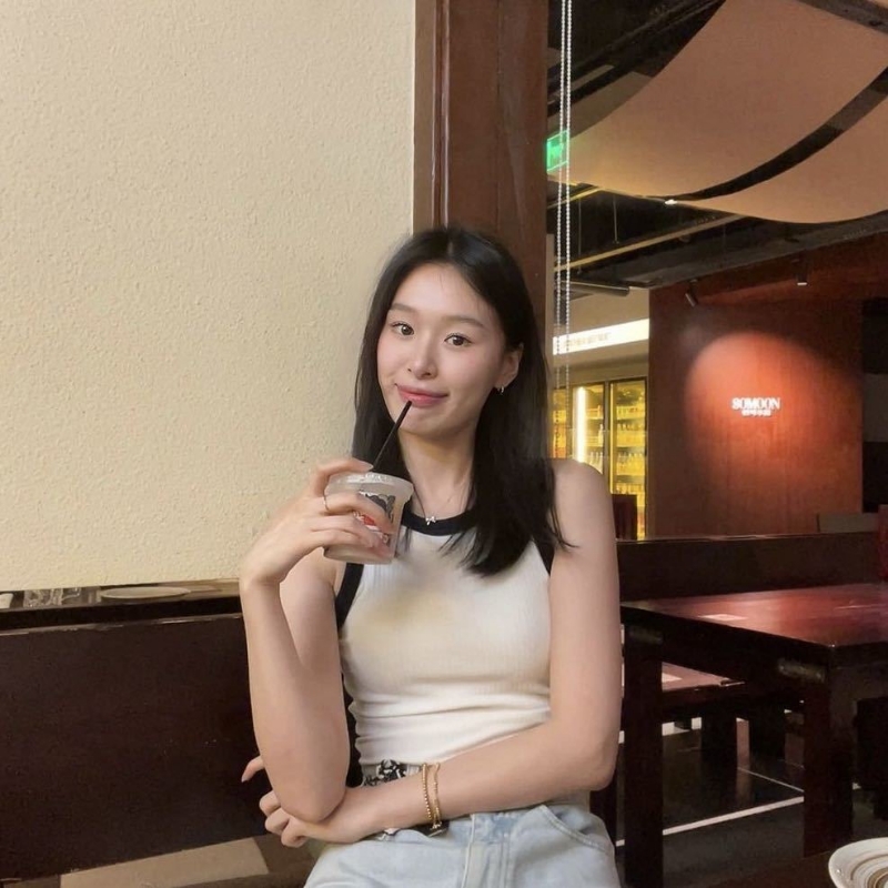 羽毛的第一张照片--惠安相亲网