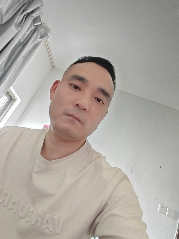 小锋的第一张照片--惠安相亲网